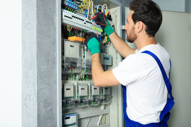 Best Circuit Breaker Repair  in Head Of The Harbor, NY